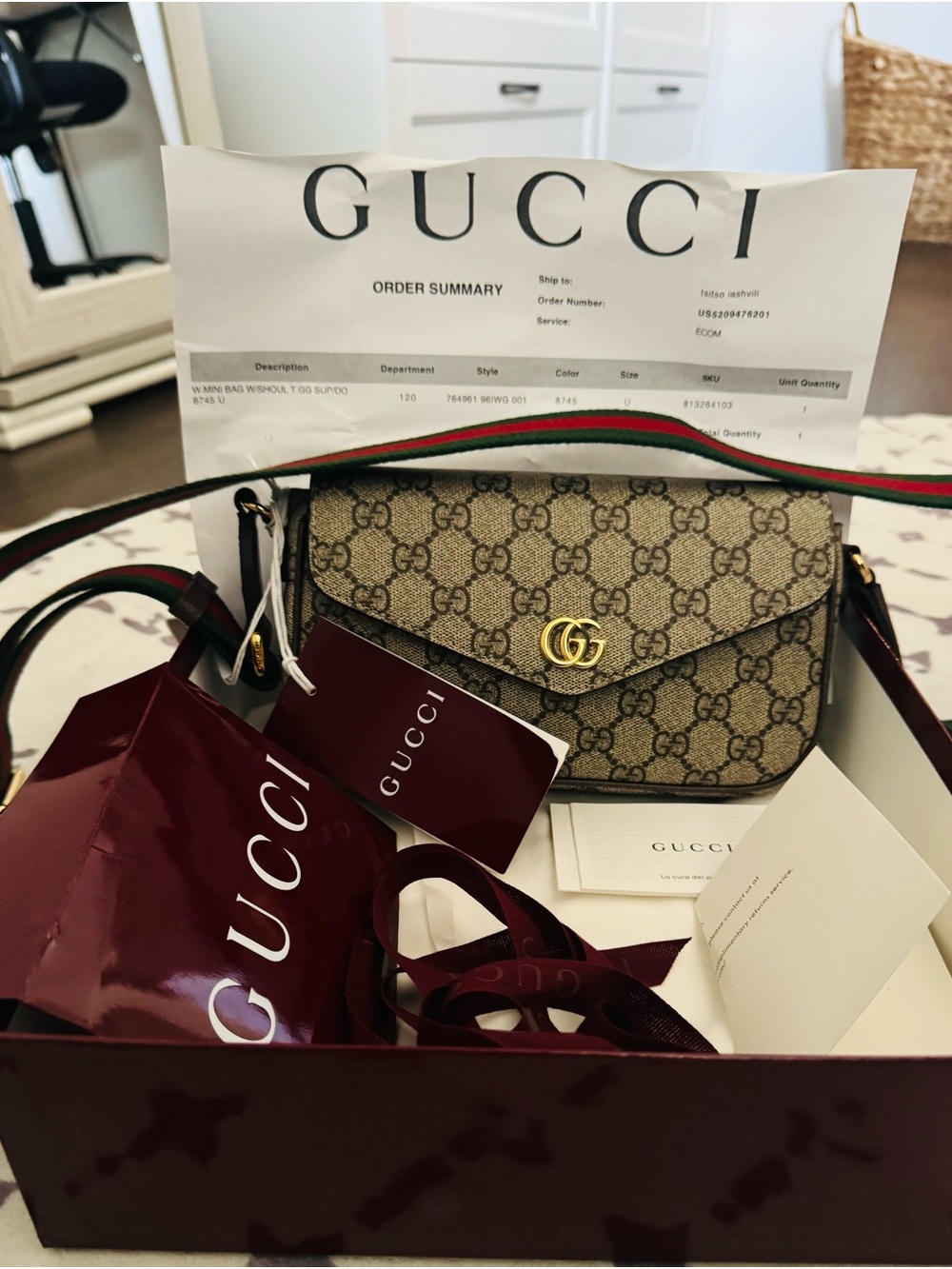 Gucci Beige GG Supreme Crossbody with Green-Red Web Strap - Picture 2 of 5